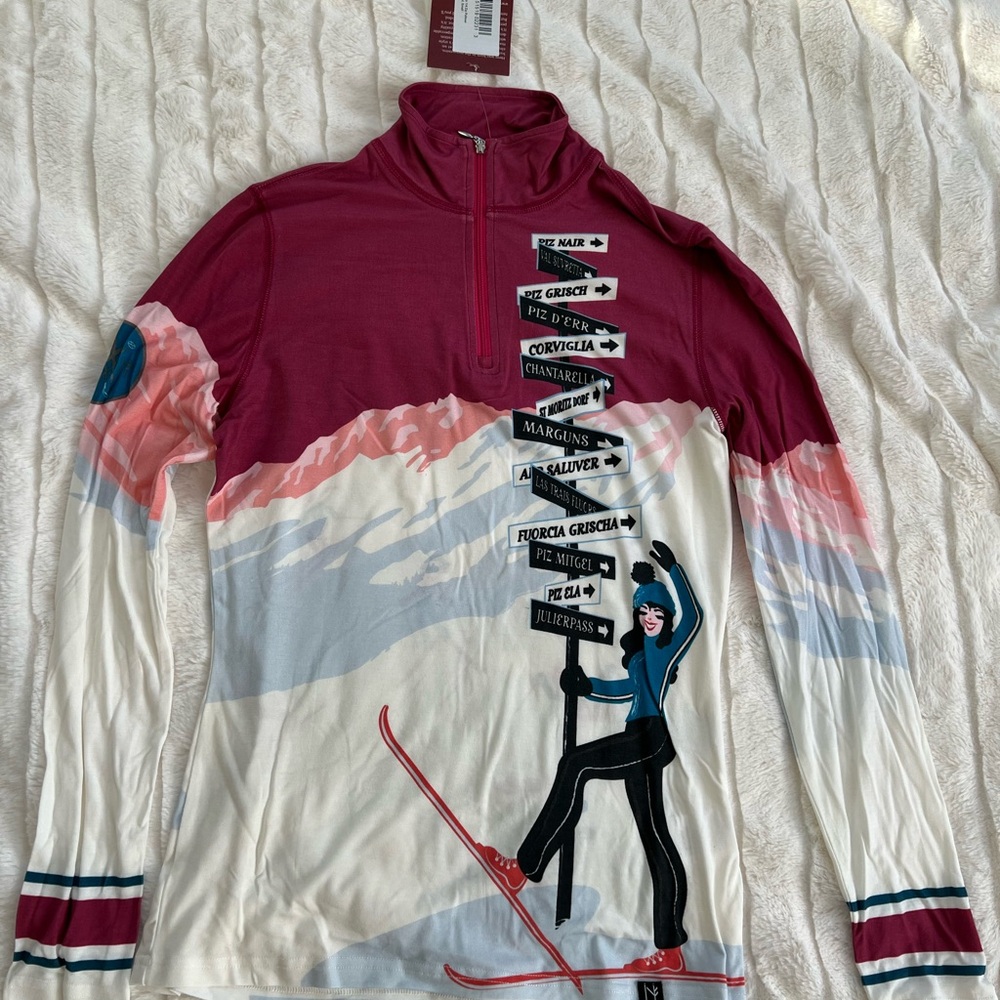 Neve Burgundy Ski Graphic Top Size S New with tag